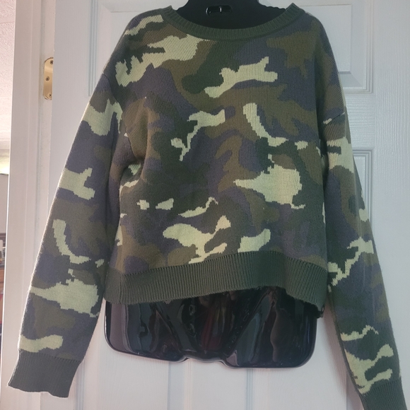 Dickies Camouflage Crew Neck Sweater - Picture 1 of 9